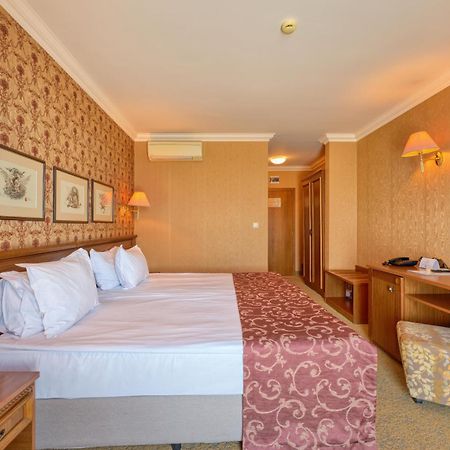 Hotel Club Central Hisarya Eksteriør billede