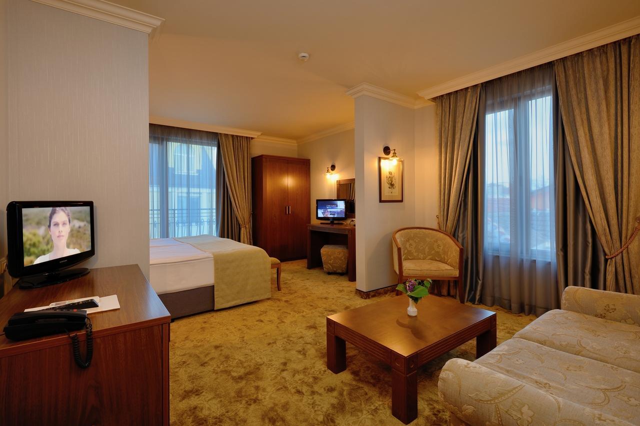 Hotel Club Central Hisarya Eksteriør billede
